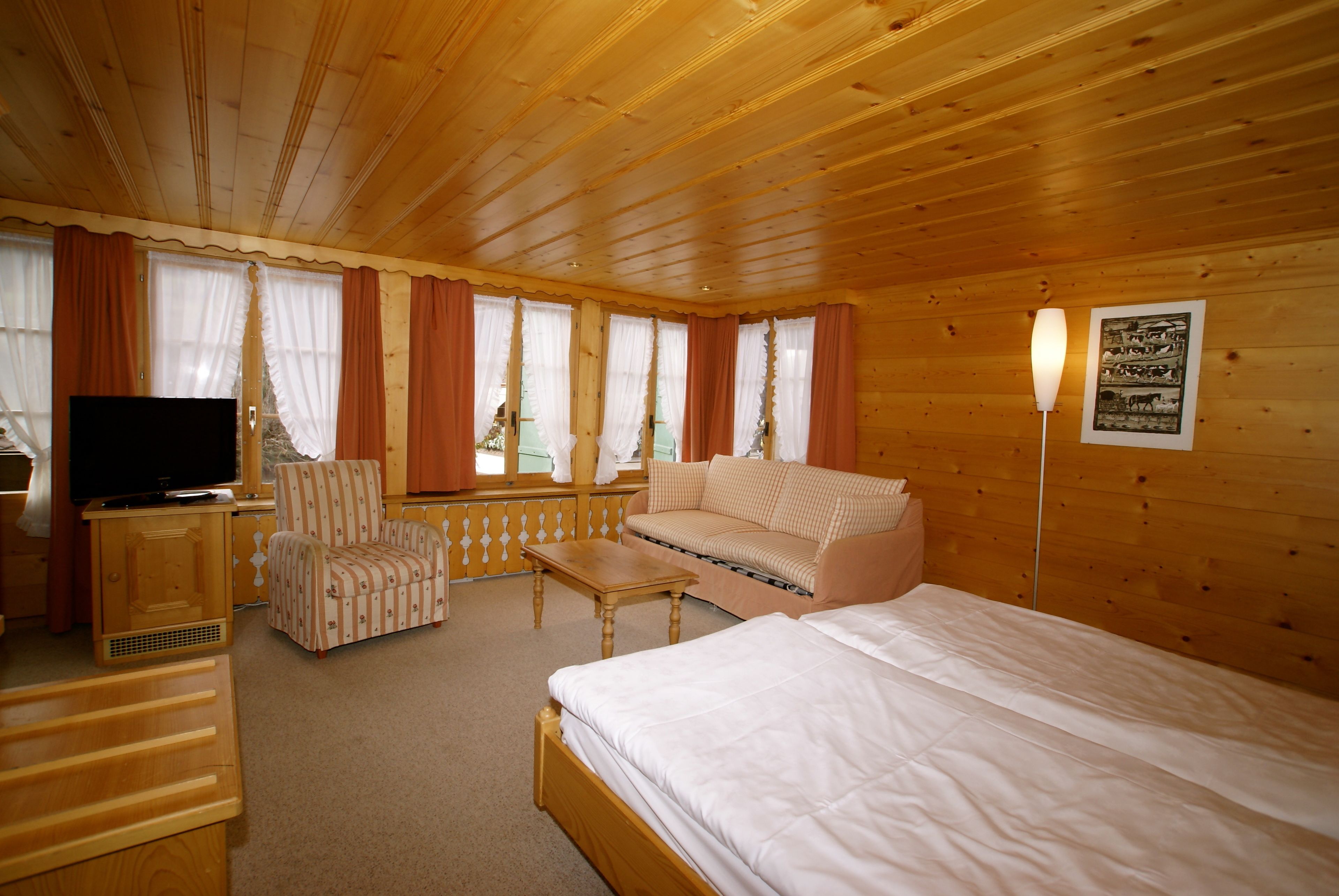 quintuple room | minibar, in-room safe, desk, soundproofing