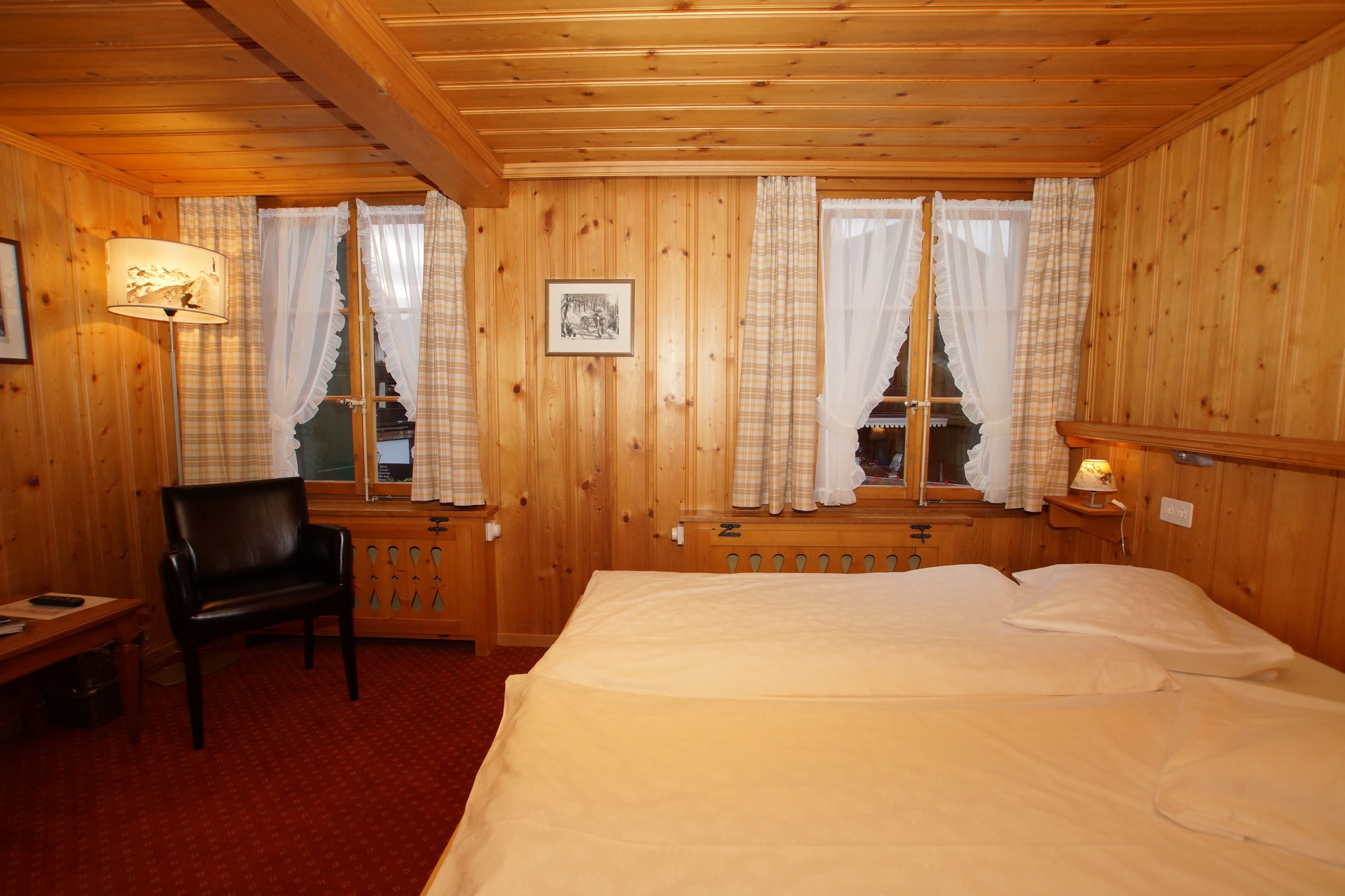 standard double room single use | minibar, in-room safe, desk, soundproofing