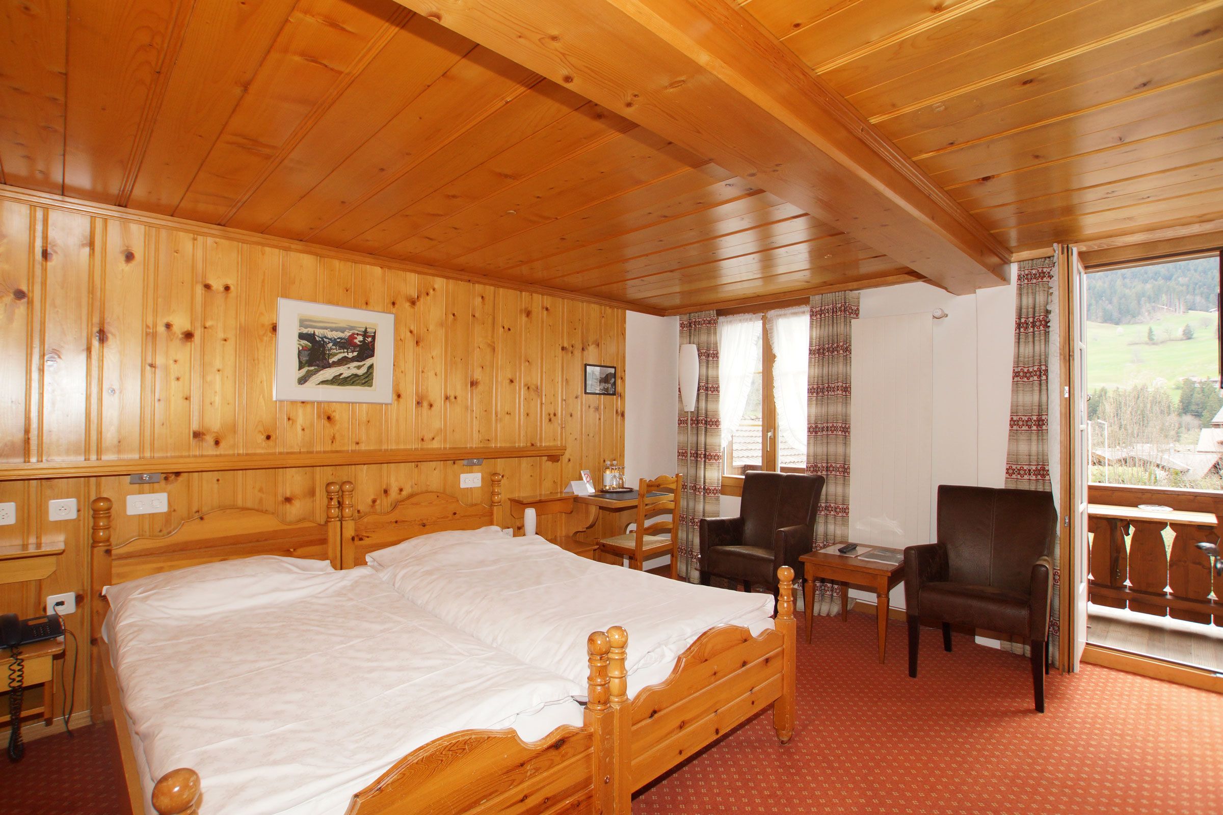 superior double room, balcony | minibar, in-room safe, desk, soundproofing