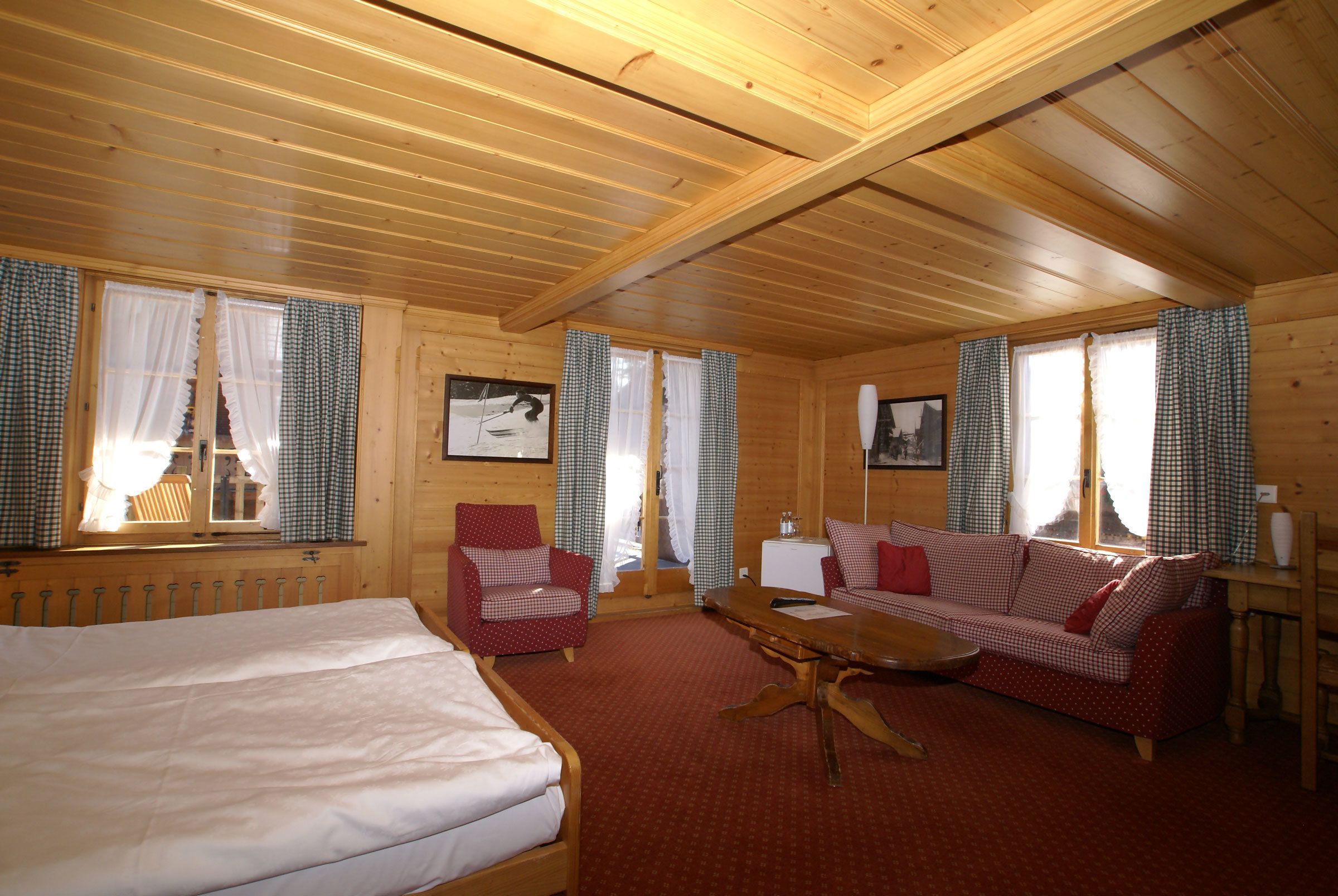 family quadruple room, balcony | minibar, in-room safe, desk, soundproofing