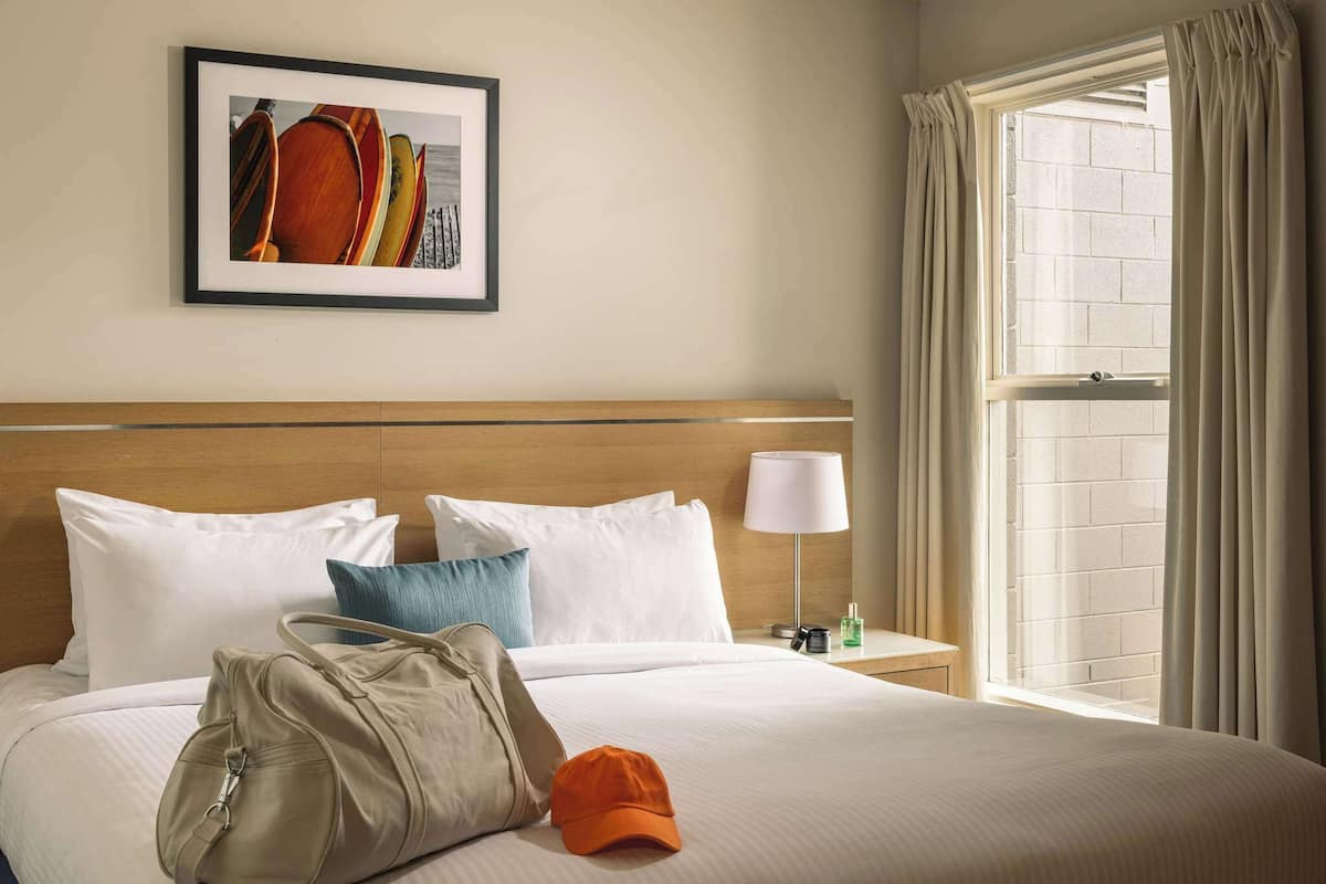 Leilighet – classic, 2 soverom | Safe på rommet, skrivebord, strykejern/-brett og barnesenger