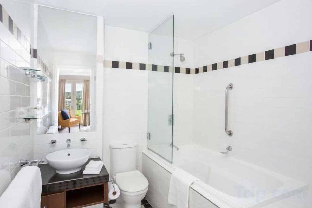 Bathroom | Shower, free toiletries, hair dryer, towels