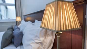 Schreibtisch, Bügeleisen/Bügelbrett, kostenloses WLAN, Bettwäsche