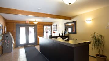 Pintu masuk interior