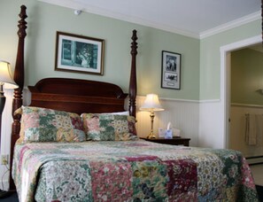 Habitación | Tabla de planchar con plancha, wifi gratis y ropa de cama 