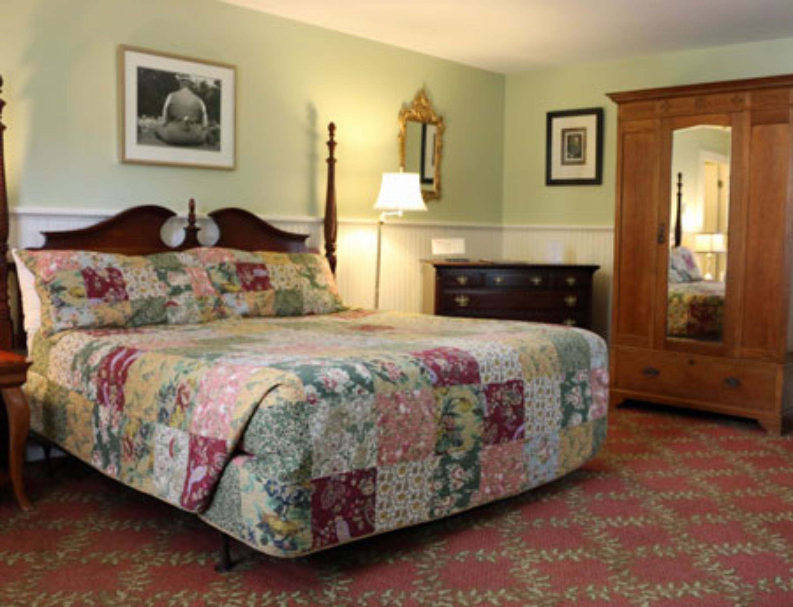 Room (103 Deluxe) | Iron/ironing board, free WiFi, bed sheets