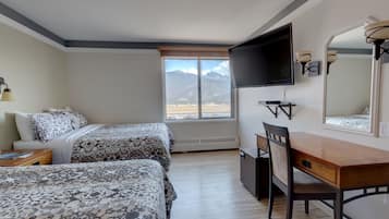 Ropa de cama de alta calidad, colchones con pillow-top y escritorio