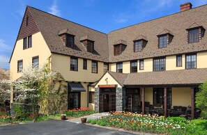 Front of property - The Settlers Inn (Hawley)