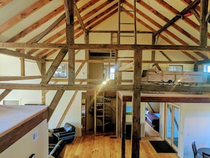 1 bedroom, premium bedding, desk, free WiFi