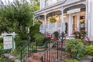 Exterior - The Inn on Negley (Pittsburgh)