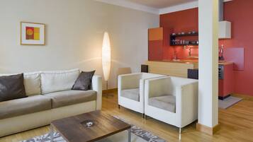 Deluxe Suite, 1 Bedroom | Private kitchenette