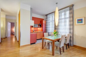 Suite Deluxe, 1 chambre | Coin séjour