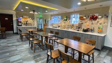 Free daily full breakfast