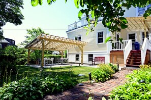 Garden - Beech Tree Inn & Cottage (Newport)