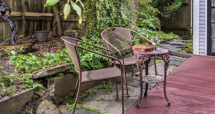Samuel Durfee House B&B