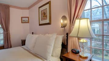 Habitación doble (Standard Room, 1 Queen Bed) | Sábanas italianas Frette y ropa de cama de alta calidad