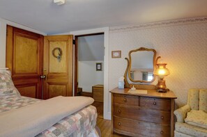 Quarto casal (Standard Room, 1 Double Bed) | Lençóis italianos Frette, roupas de cama premium