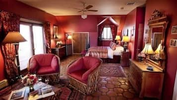 Luxe beddengoed, een strijkplank/strijkijzer, gratis wifi, beddengoed