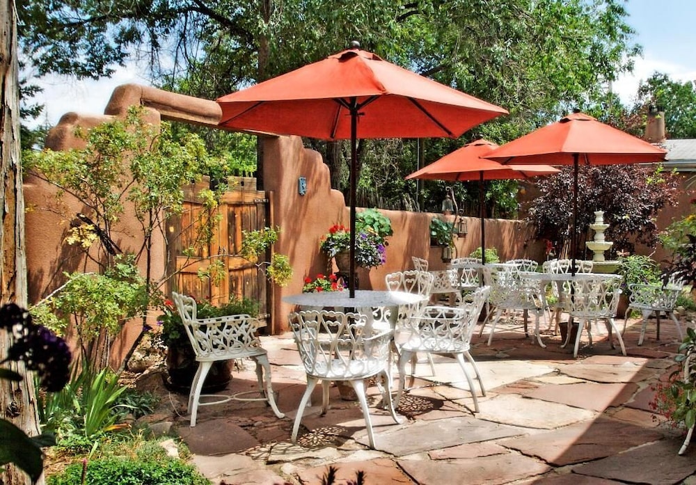 The Parador Santa Fe