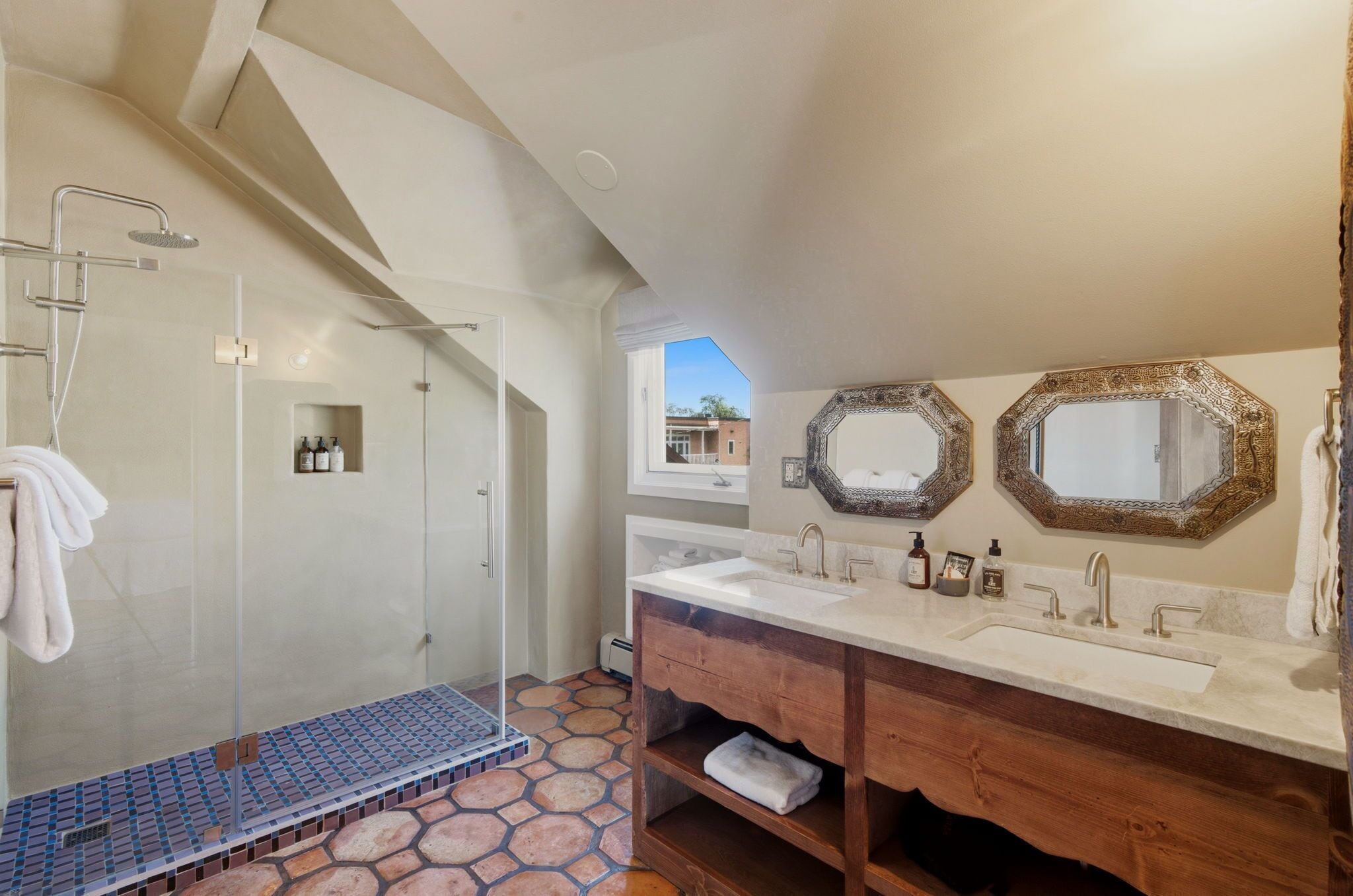 Photo - The Parador