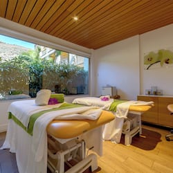 Espace de soins pour les couples, sauna, bain à remous, hammam, hammam