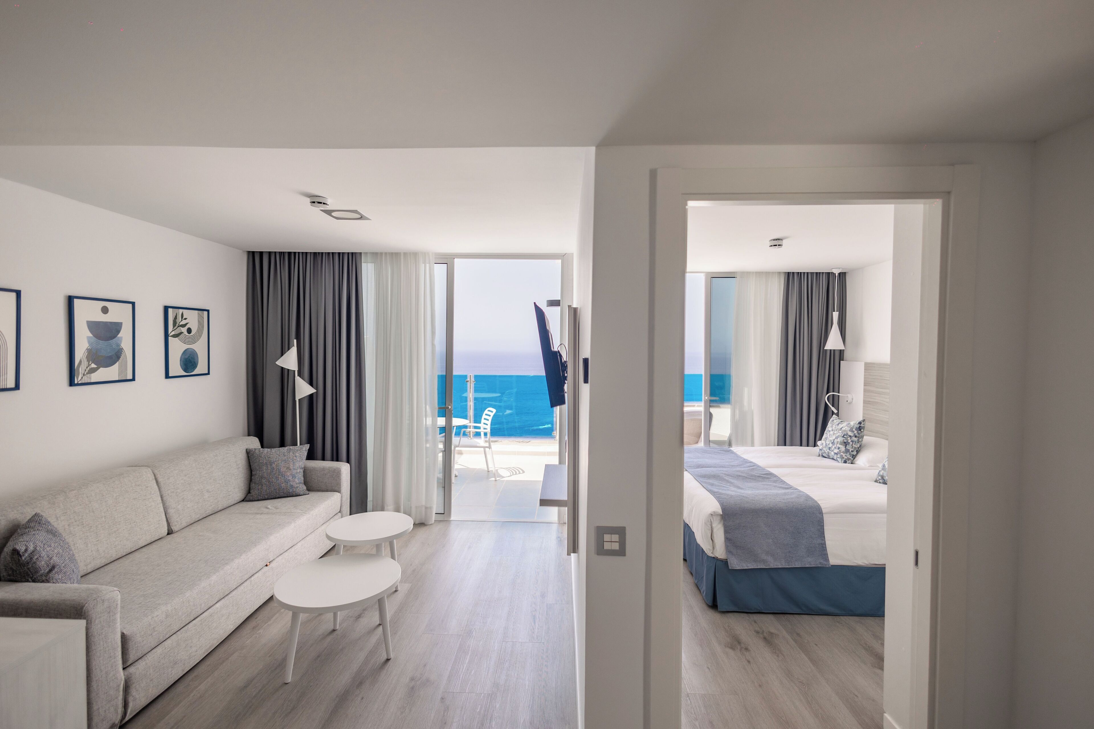 Hypo-allergenic bedding, in-room safe, blackout drapes, soundproofing