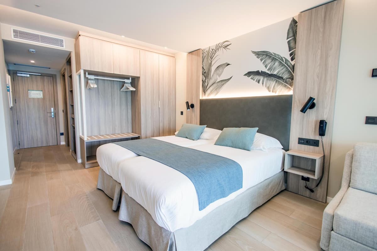 1 chambre, literie hypoallergénique, coffres-forts dans les chambres