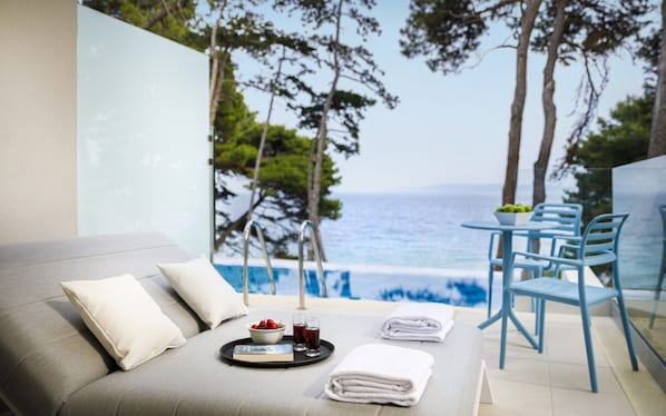 Swim up Room for 2 Seaview - Villas | Terrace/patio