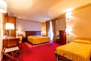 Frigobar, cofres nos quartos, Wi-Fi de cortesia