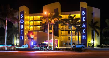 South Beach Condo Hotel by Sunsational Beach Rentals