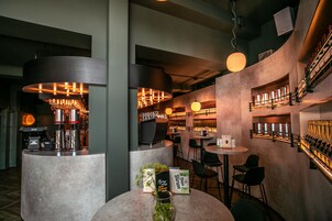 Bar (in der Unterkunft)