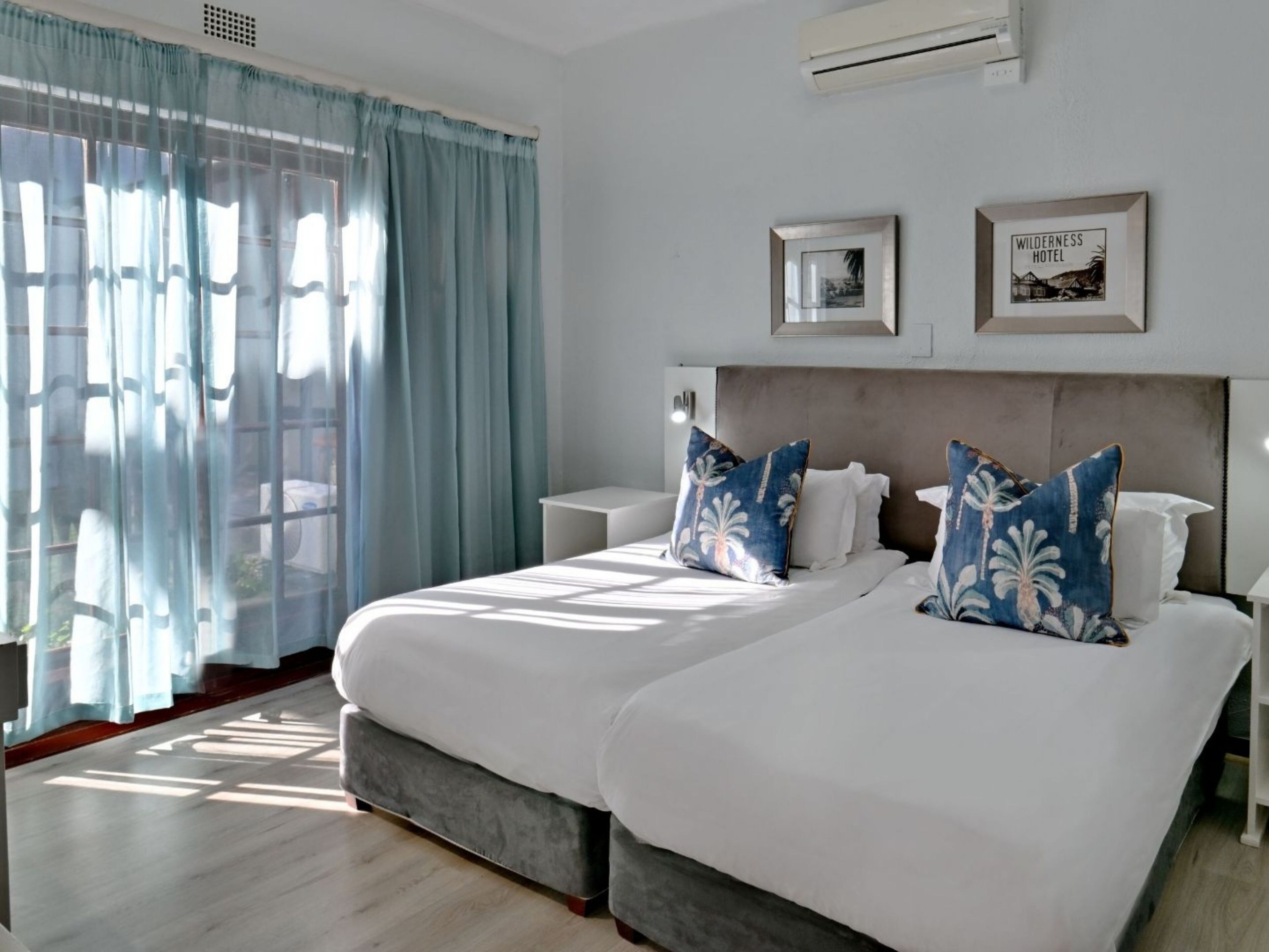 Standard Room (King) | Premium bedding, Select Comfort beds, desk, laptop workspace