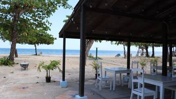Beach bar