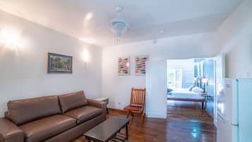 Apartment, 1 Bedroom | Living area