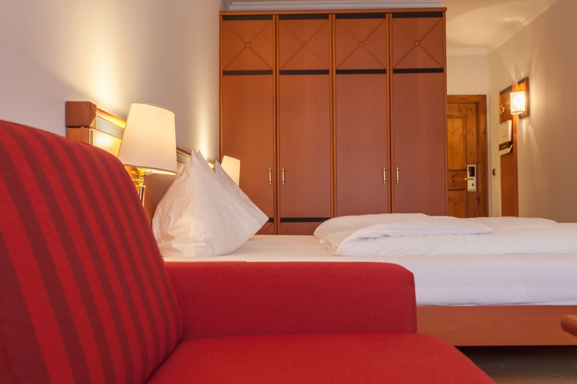 1 bedroom, hypo-allergenic bedding, minibar, in-room safe