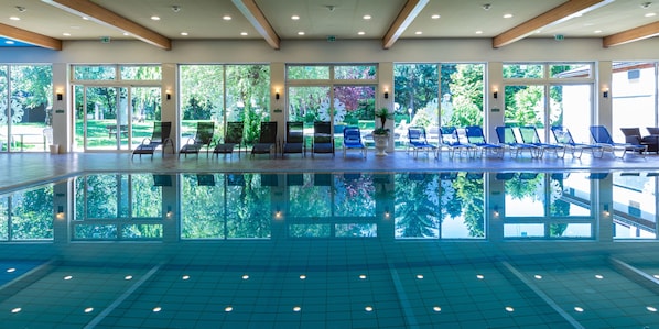 Indoor pool, sun loungers - Alpenland St. Johann (Sankt Johann im Pongau)