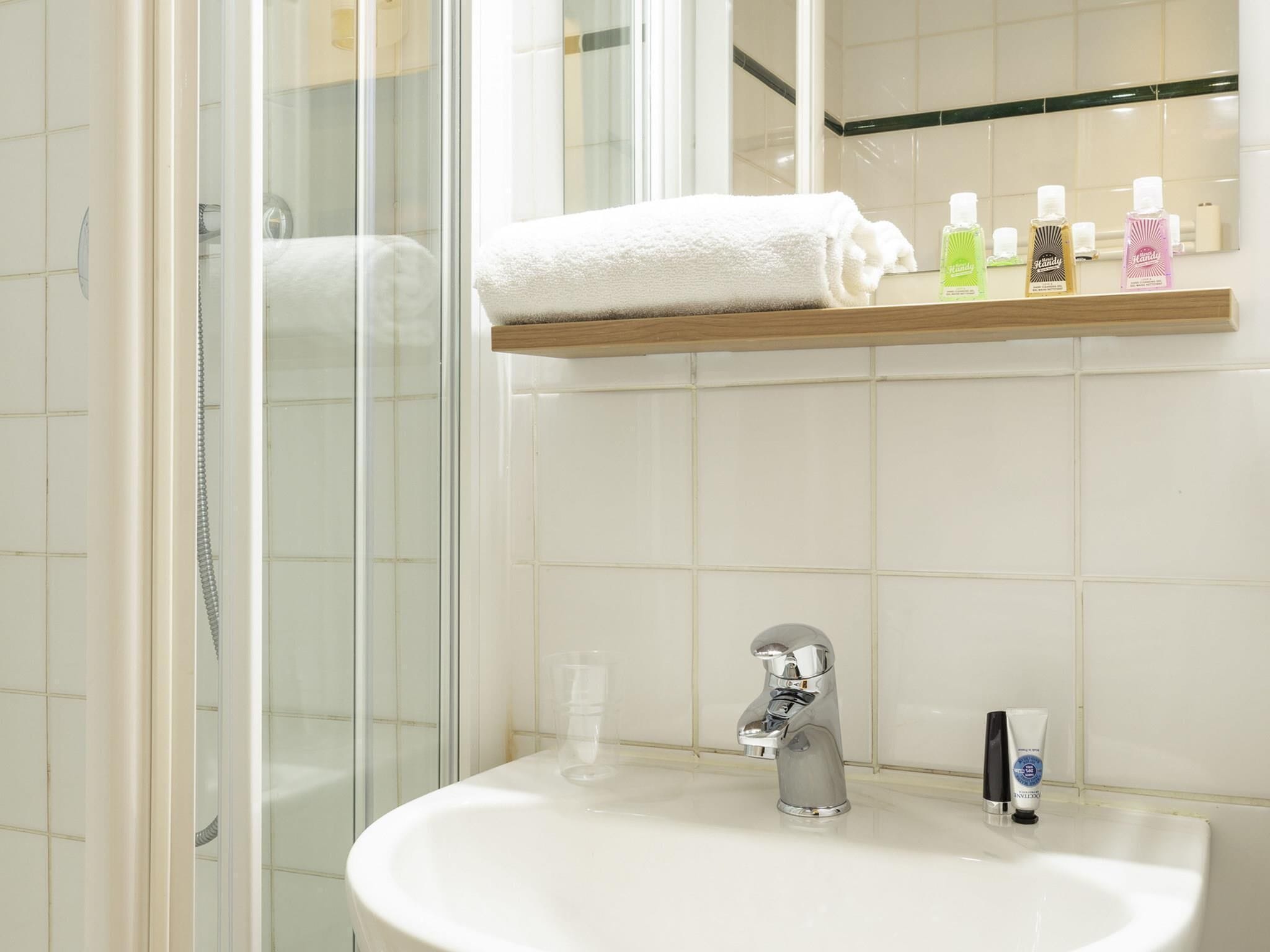 Double Room Single Use (1 person) | In-room safe, desk, iron/ironing board, free WiFi