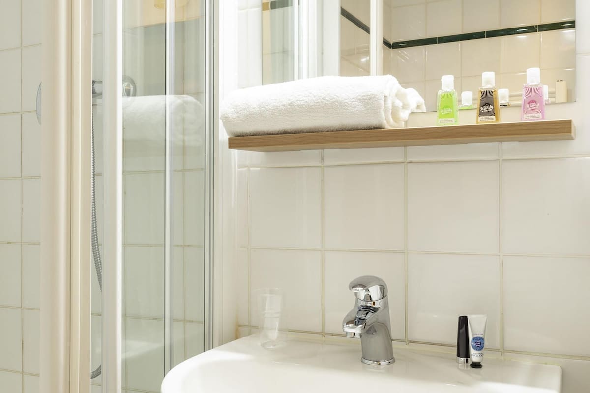 Double Room Single Use (1 person) | In-room safe, desk, iron/ironing board, free WiFi