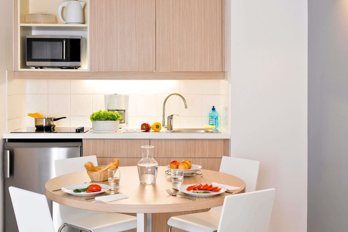 Apartamento, 1 habitación (4 people) | 1 dormitorio, caja fuerte, escritorio y sistema de insonorización