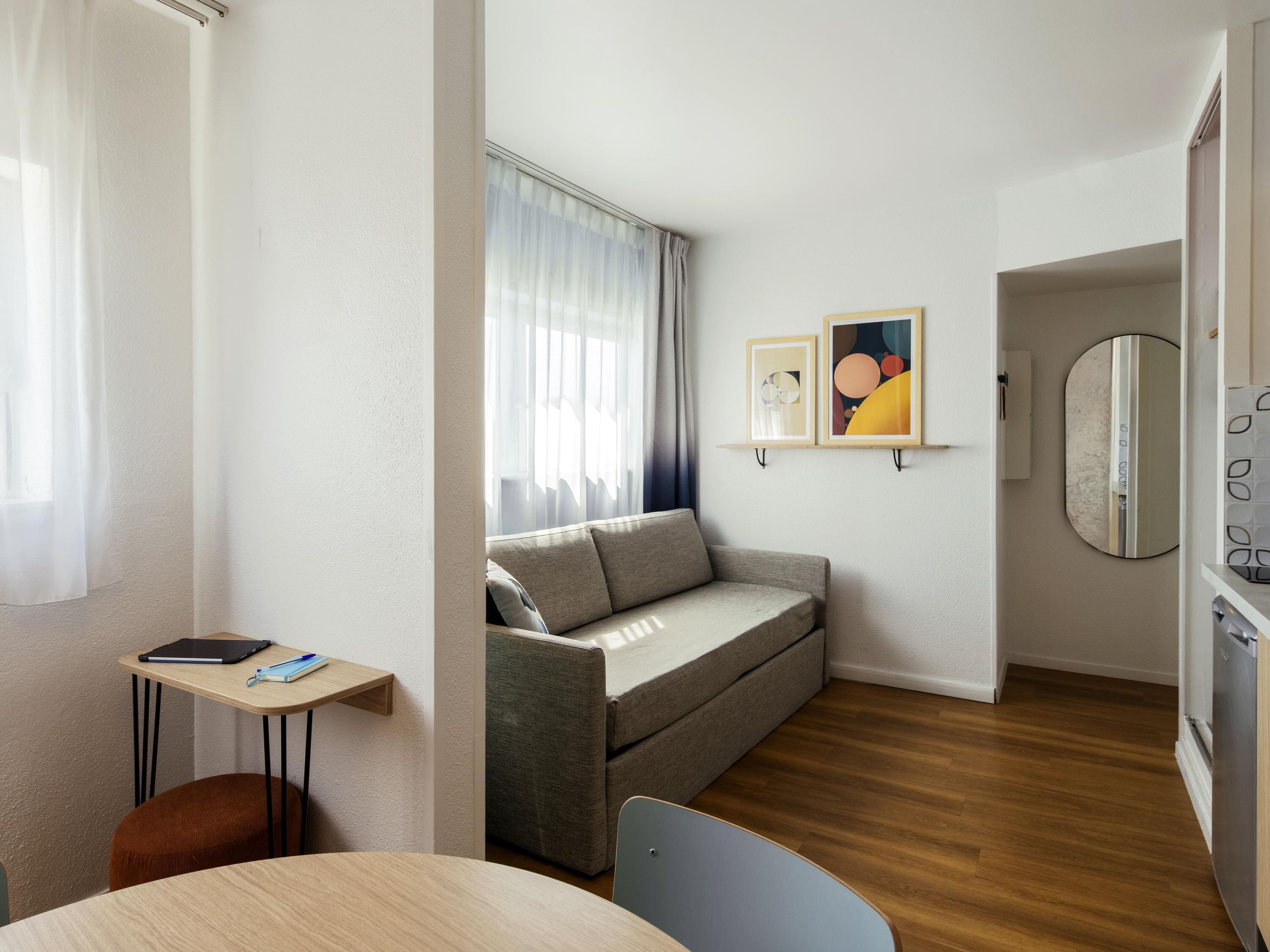 Studio, Multiple Beds