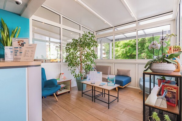 Reception hall - Appart'City Classic La Rochelle Centre (La Rochelle)