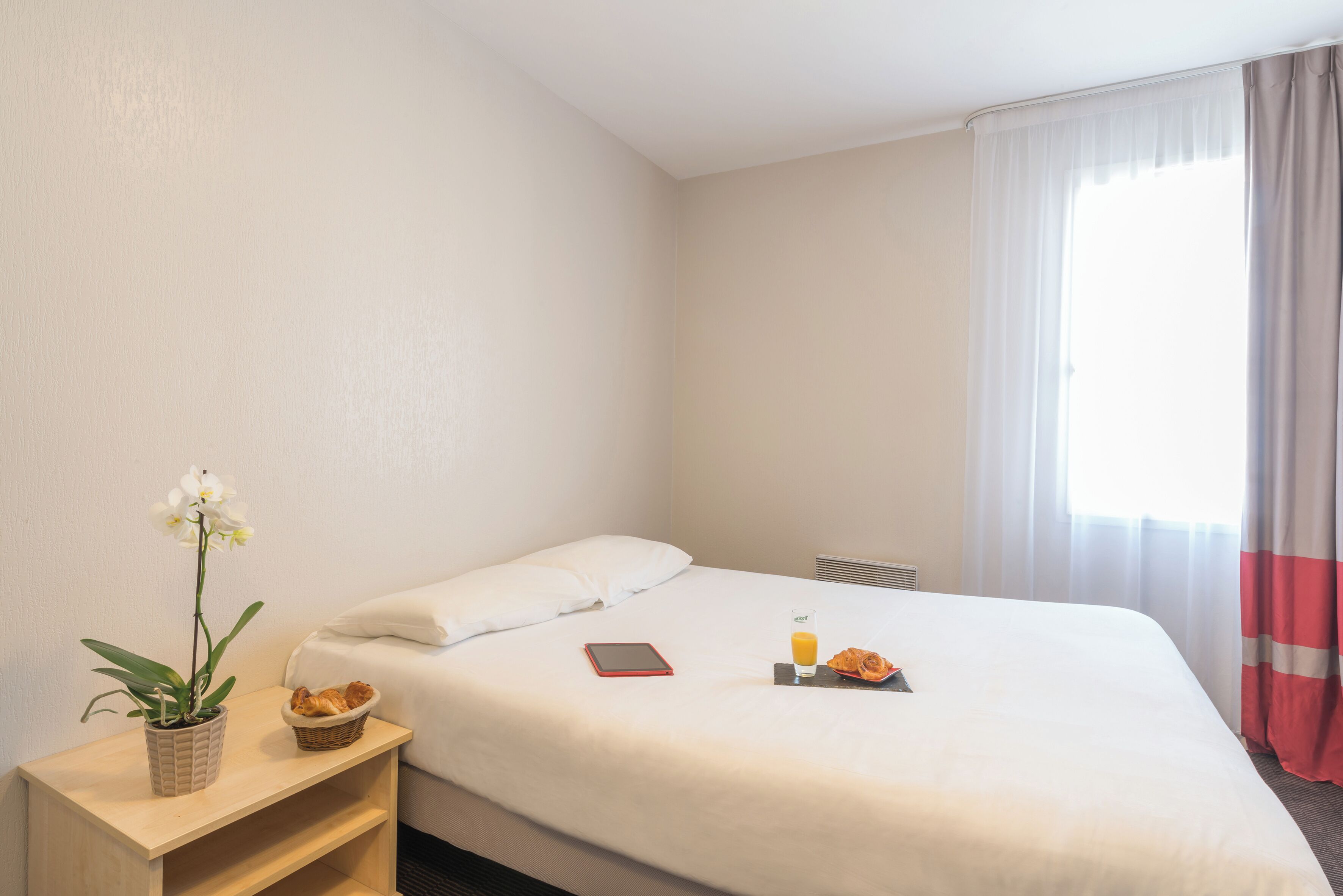 1 sovesofa | Skrivebord, strygejern/strygebræt, gratis Wi-Fi