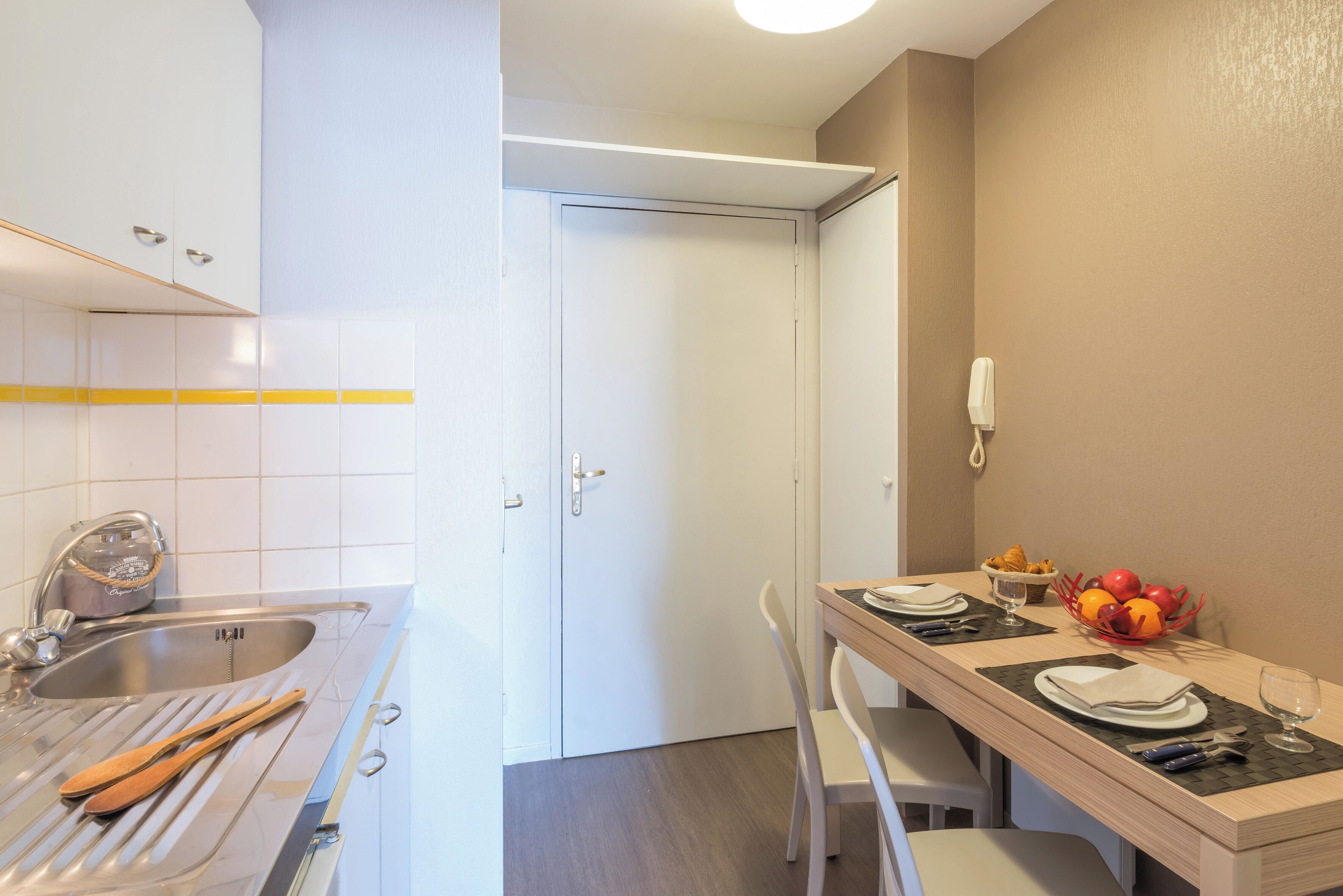 Apartment | Private kitchen | Fridge, microwave, stovetop, coffee/tea maker