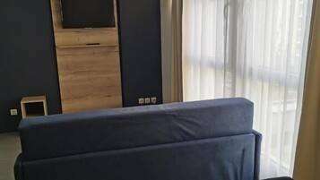 Standaard studio, Meerdere bedden | Een bureau, een strijkplank/strijkijzer, gratis wifi, beddengoed