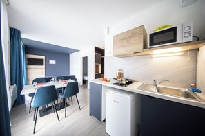 Premium Apartment, 1 Bedroom | Living area | Flat-screen TV - City Residence Nancy (Nancy)