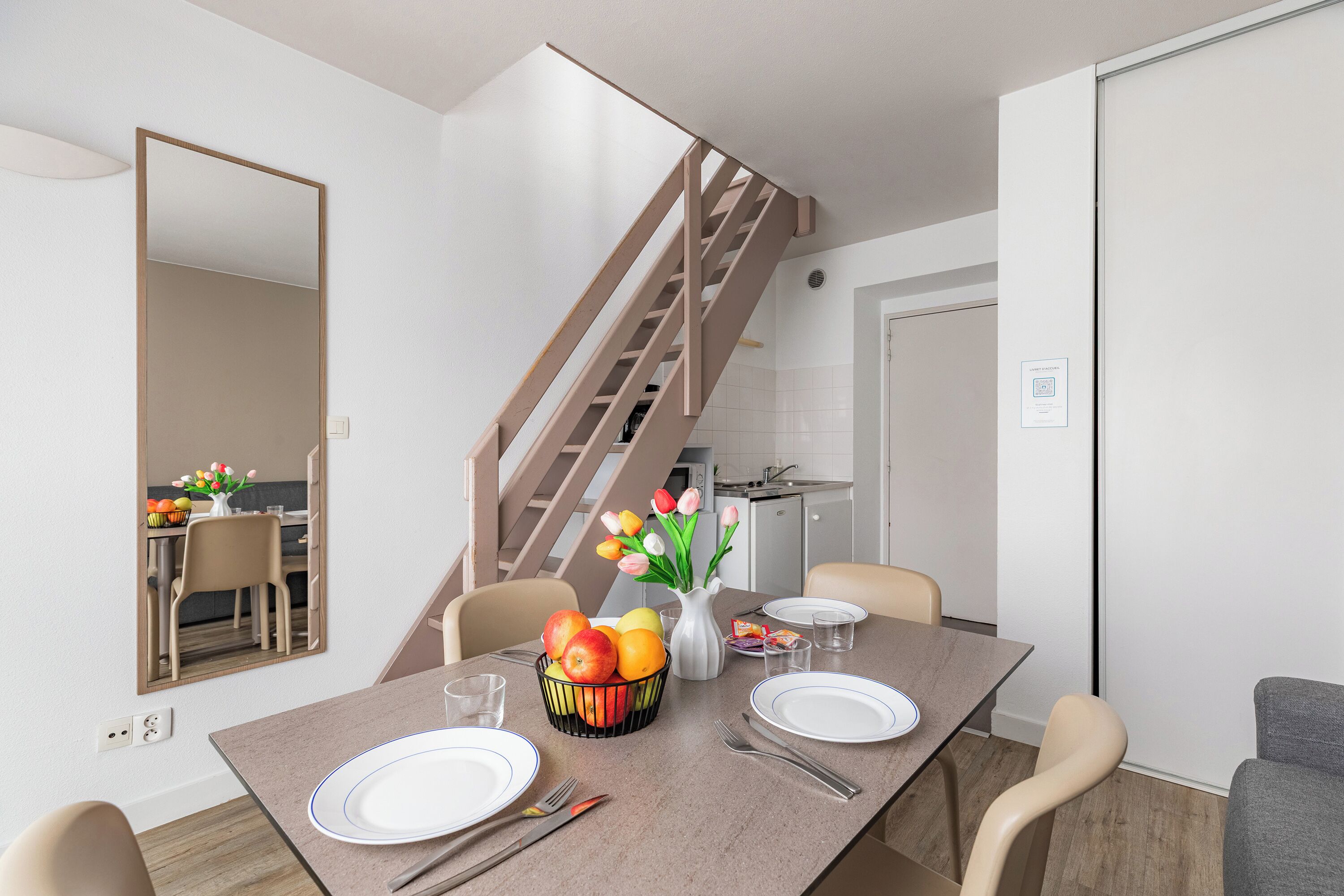 Standard Apartment | Living area | Flat-screen TV