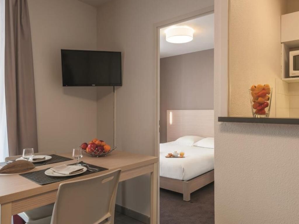 Premium bedding, desk, blackout drapes, iron/ironing board