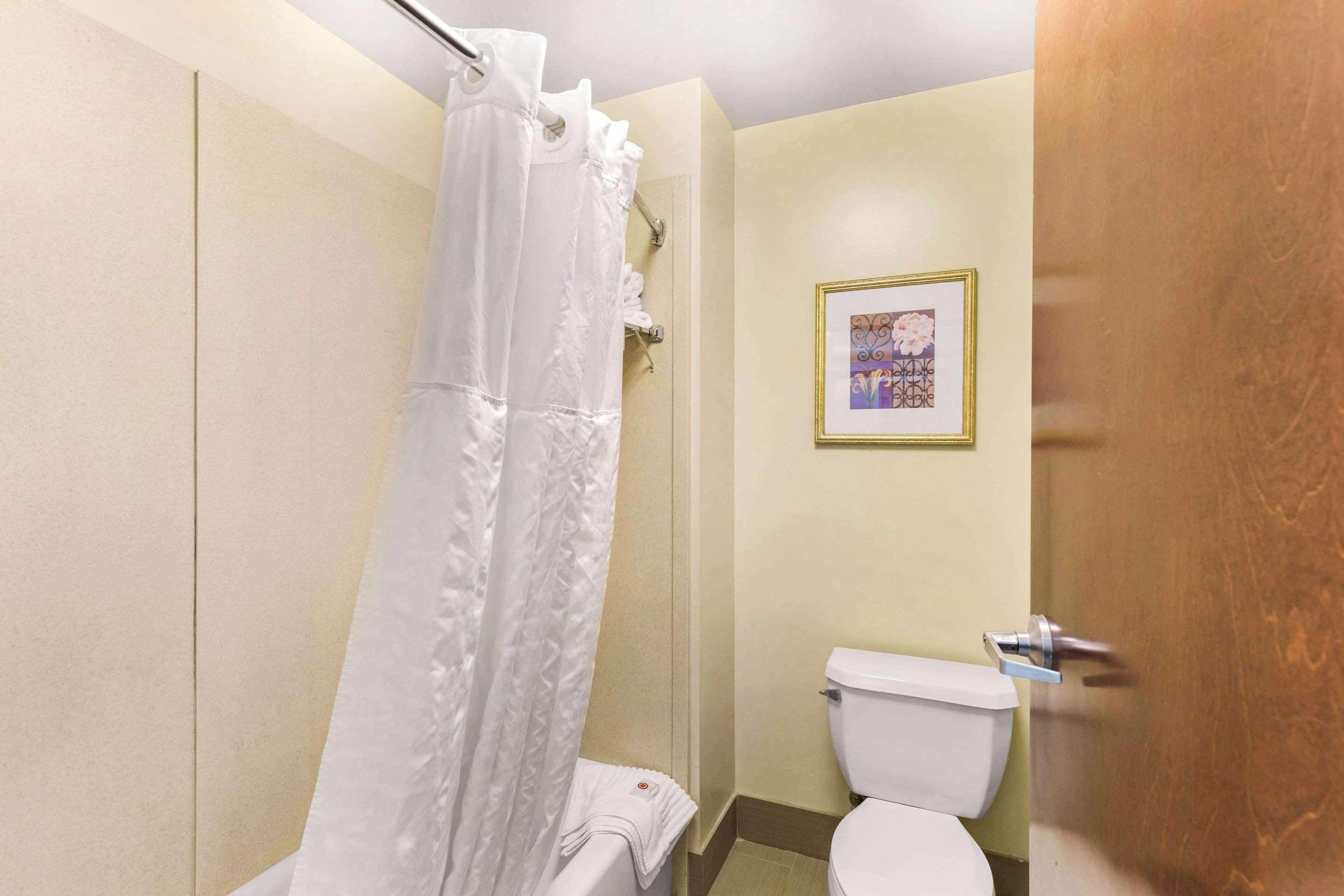 desk, laptop workspace, blackout curtains, soundproofing