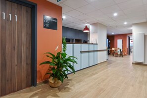 Lobby - Appart'city Confort Lille Euralille (La Madeleine)