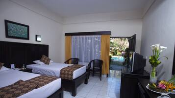 Premium bedding, minibar, in-room safe, desk